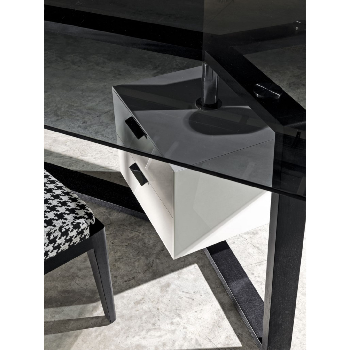 TRASTEVERE DESK | $9,940.00