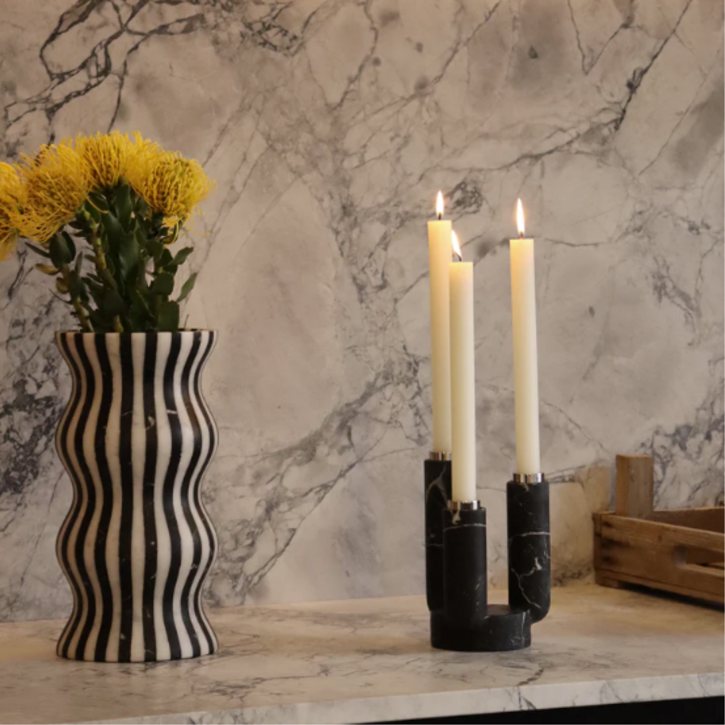SPLENDIDO MARBLE CADLE HOLDER | $ 1,239.00
