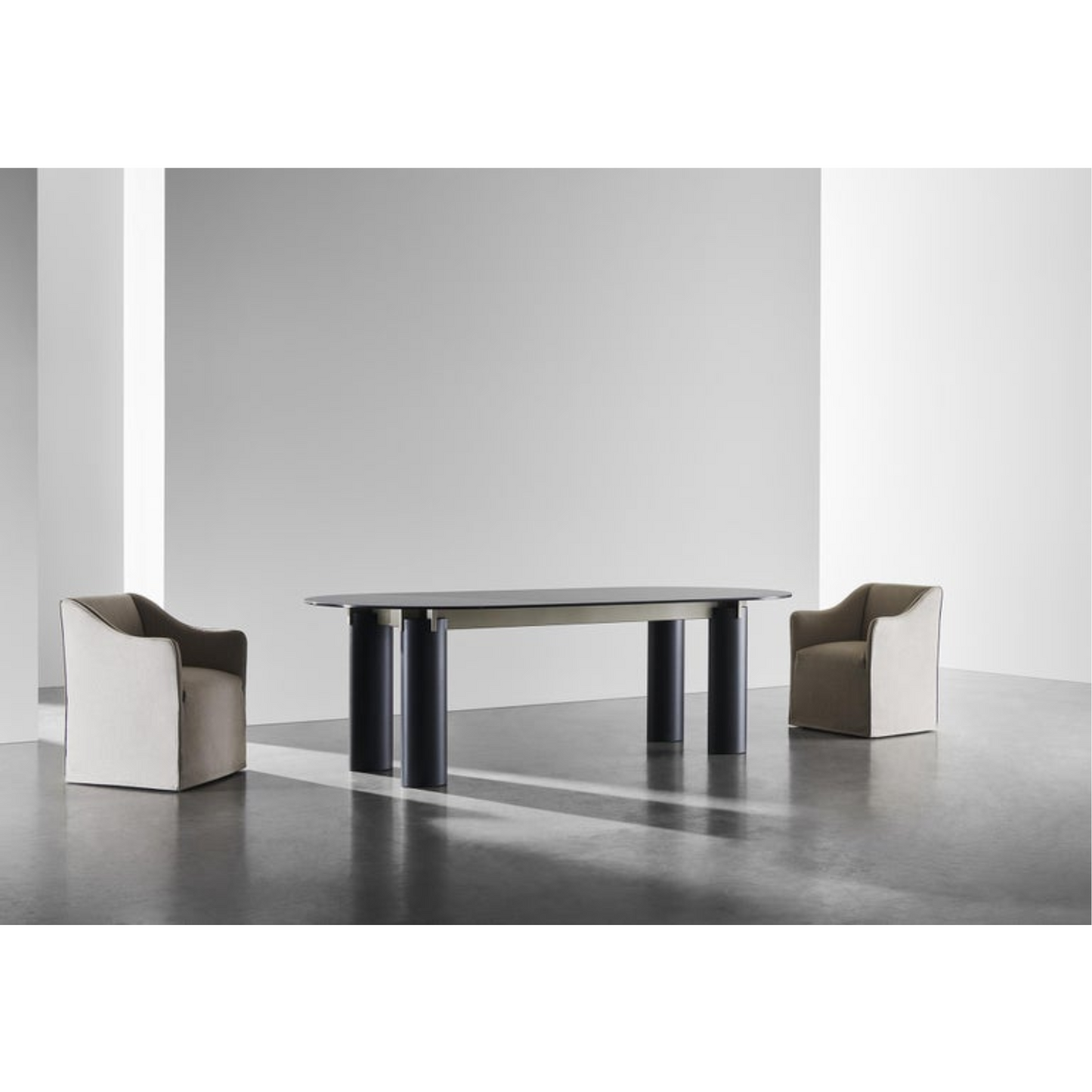 GERVASONI | DAEN 22 OVAL TABLE | $11,615.00