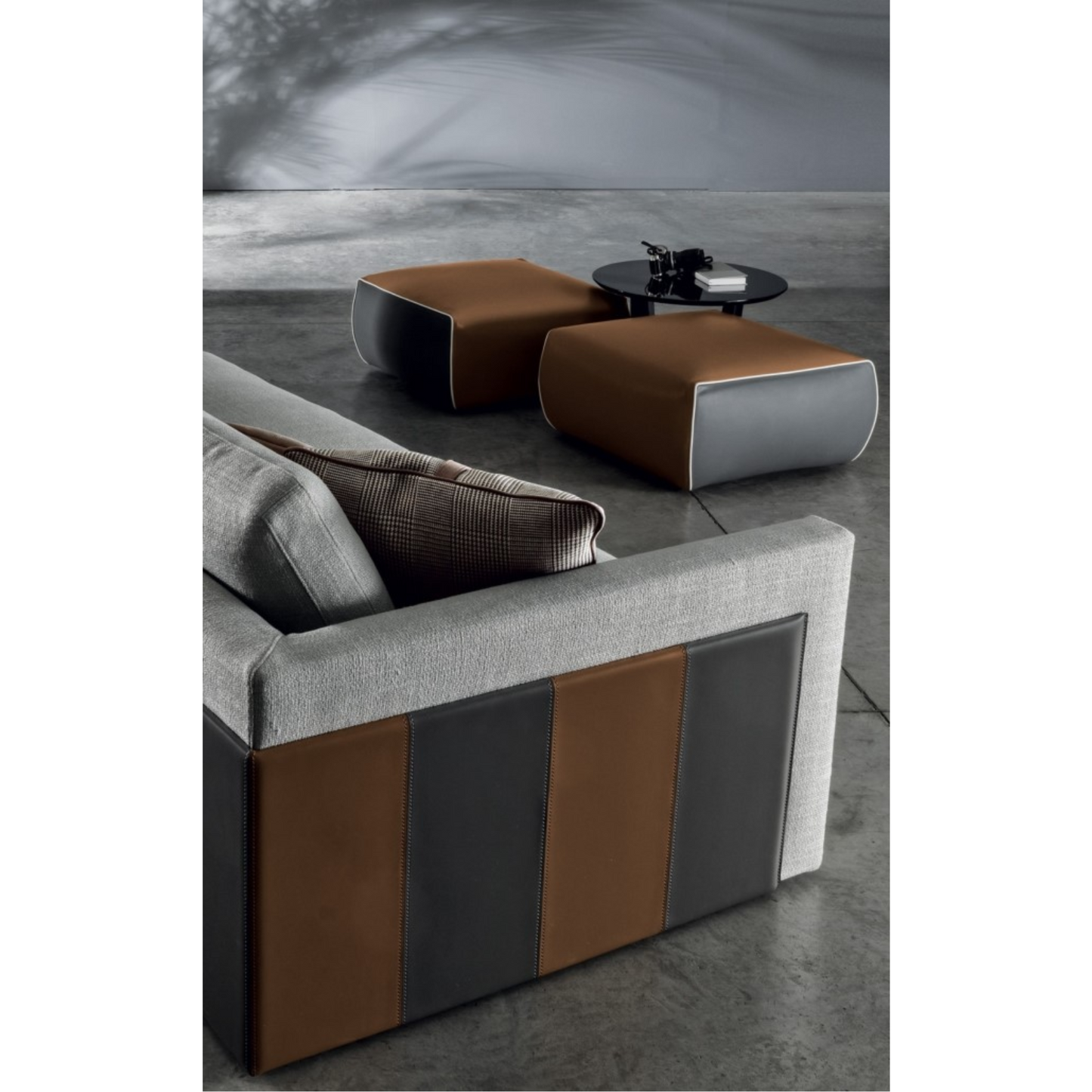 ALCAMO POUF | $4,141.00 - $5,892.00