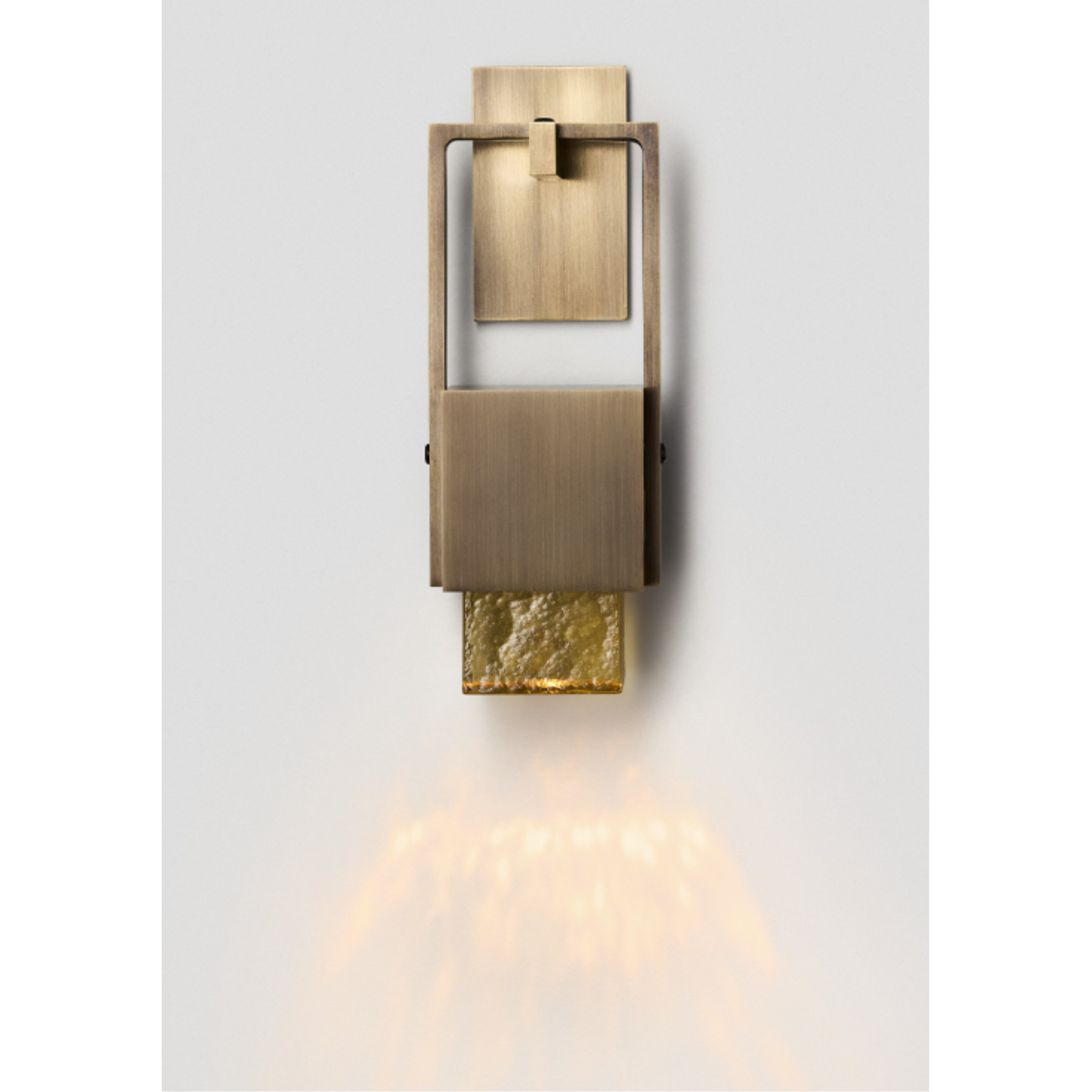 ARTICOLO | CUBO SWING WALL SCONCE