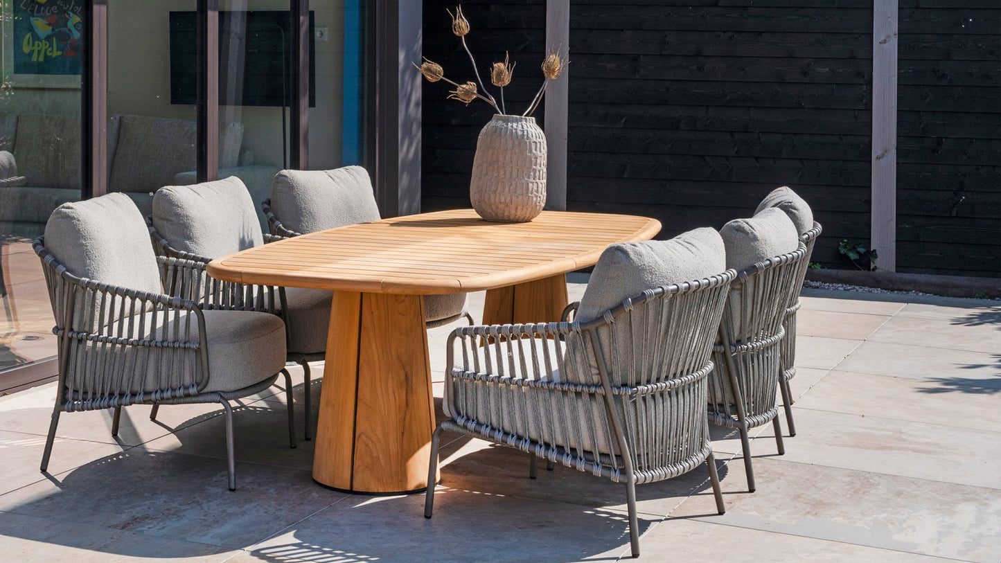 4 SEASONS OUTDOOR | CAPALBIO LOW DINING CHAIR | SET OF 2 | $2,939.00