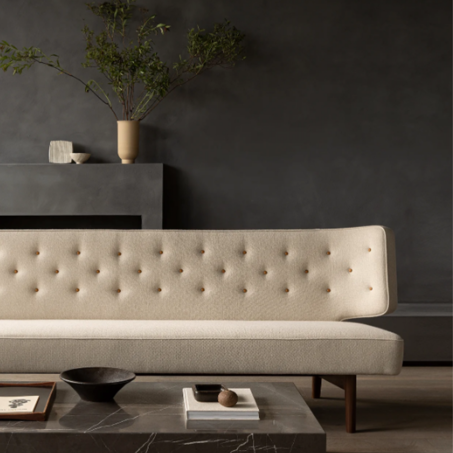 ODA LOUNGE CHAIR I $8,620.00 - $9,960.00