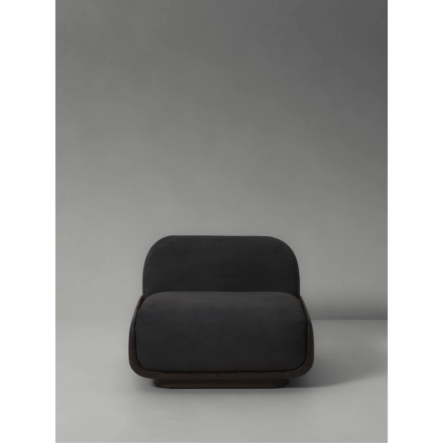 VAN ROSSUM | TENERE LOUNGE CHAIR | $22,939.00