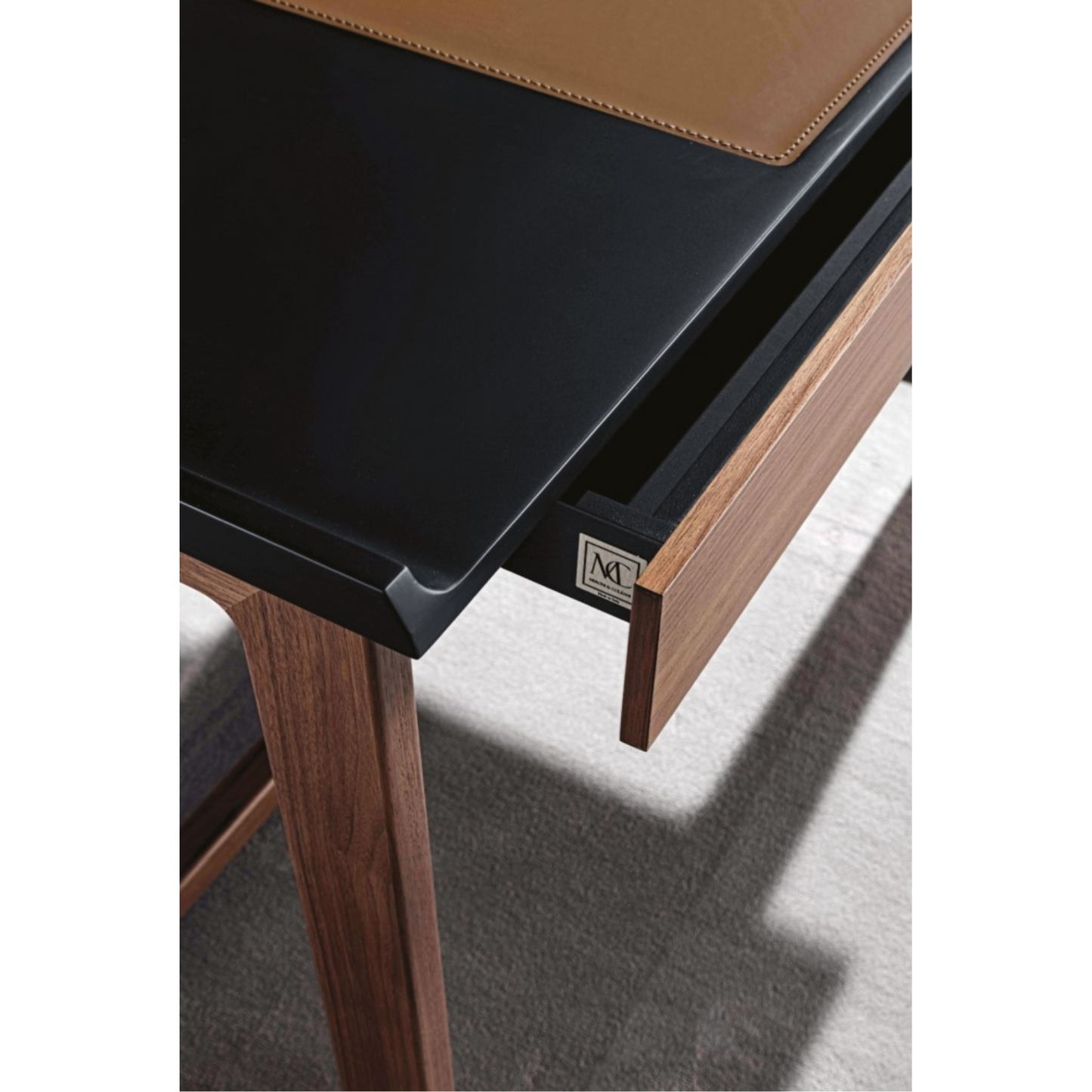 PARIOLI DESK | $18,814.00