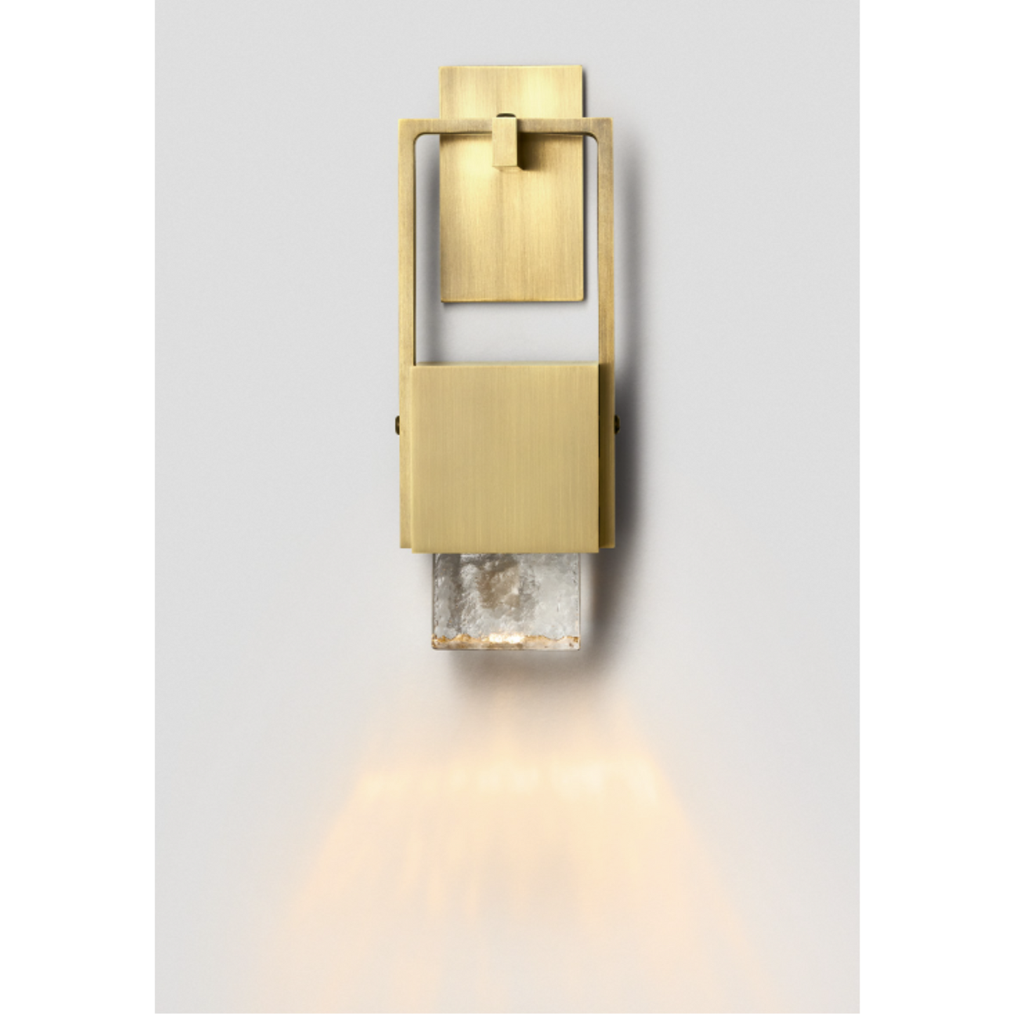 ARTICOLO | CUBO SWING WALL SCONCE