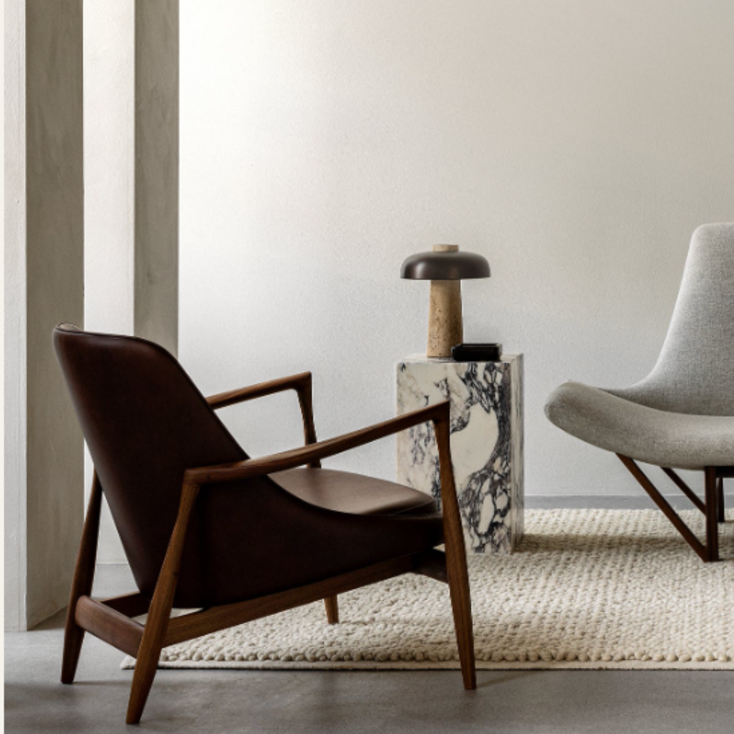 ELIZABETH LOUNGE CHAIR I $7,020.00- $8,030.00