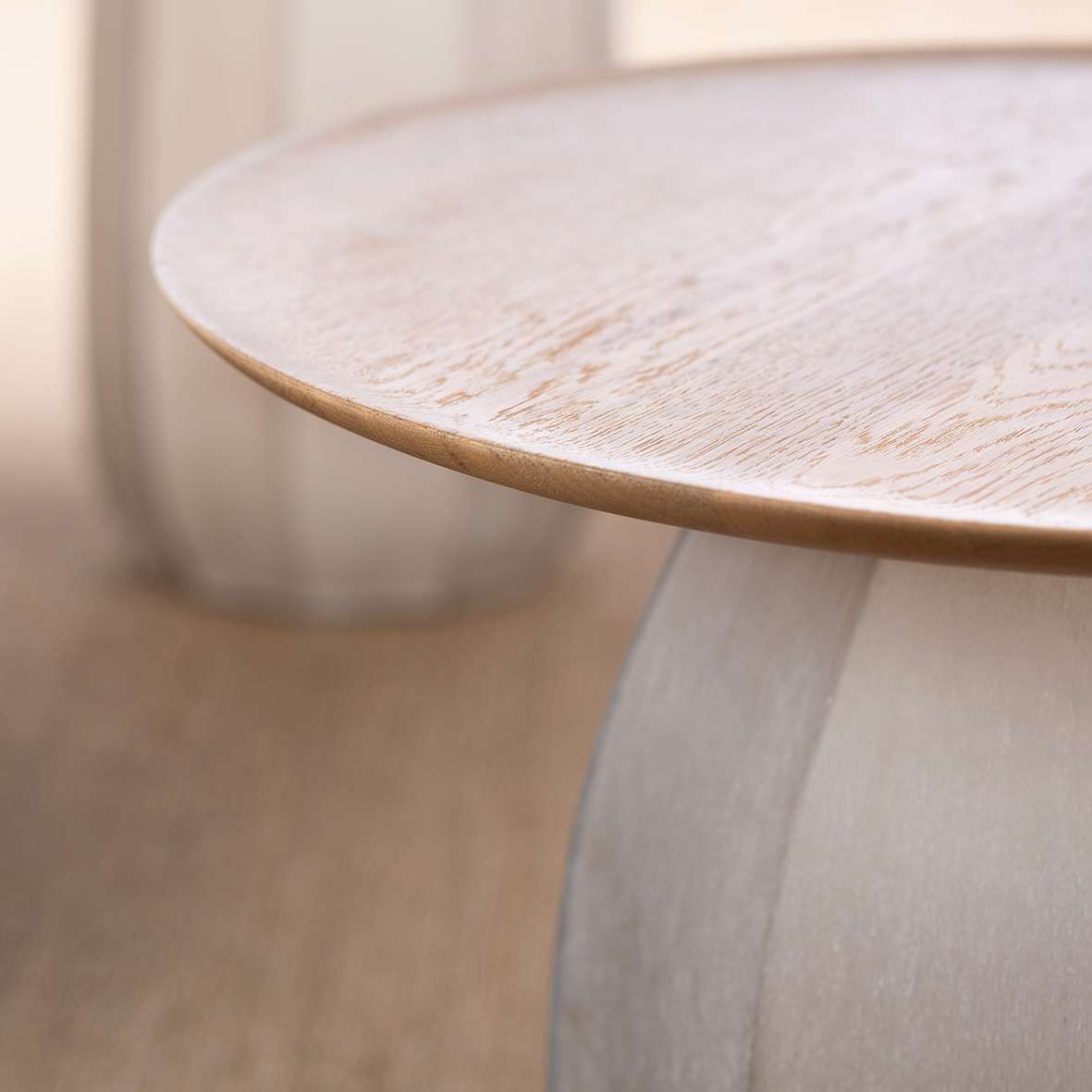 KOONAM TABLE ROUND wood european oak/glass smokegrey $1,840.00