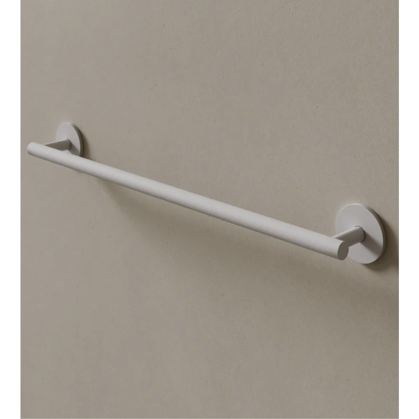 ELEMENTO BATH | 26" STRAIGHT TOWEL ROD |