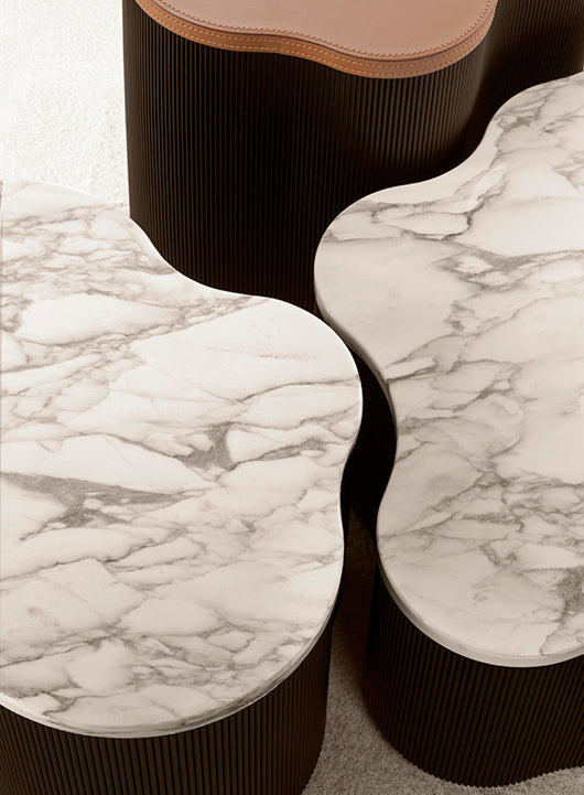 9060 MIRA | Coffee table $3,180.00 - $4,820.00