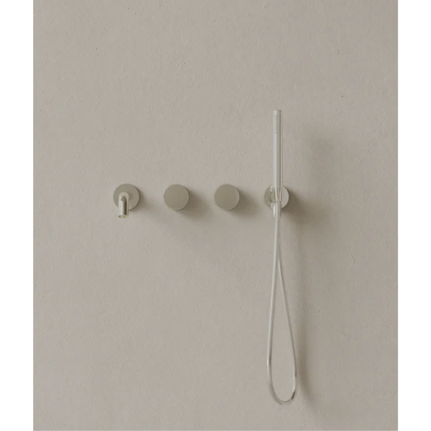 ELEMENTO BATH | MODERN CURVED SPOUT WALL-MOUNTED BATHTUB FILLER | $2,157.03