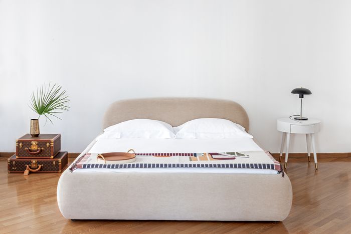 ACHILLE QUEEN BED - $17,655.85
