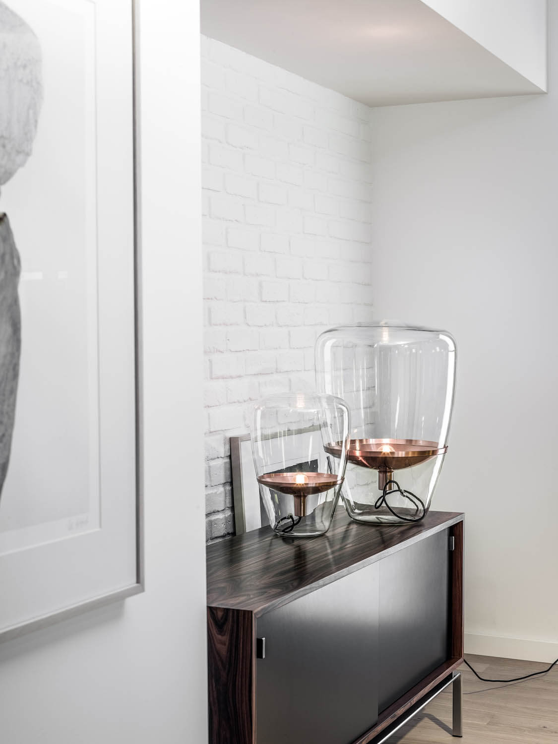 Balloons lamp - $3,108.00 - $6,211.00