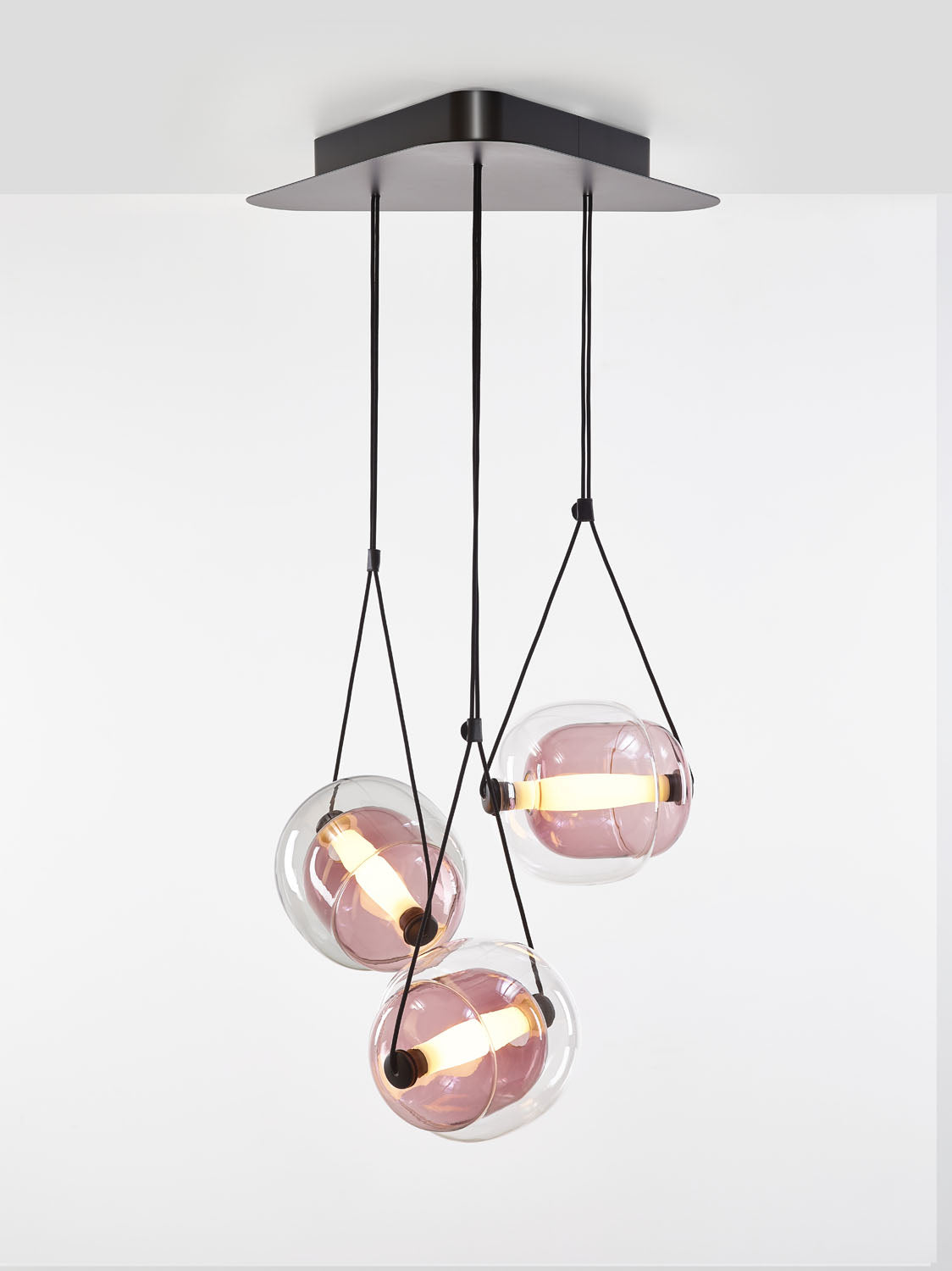BROKIS | CAPSULA PENDANT | $4,651.00