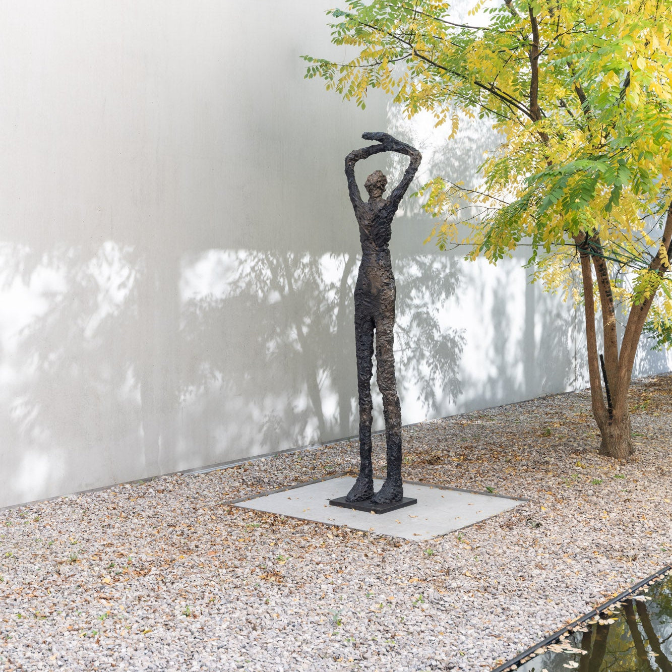 GARDECO | MOON STARING - ANN VRIELINCK | $16,282.00