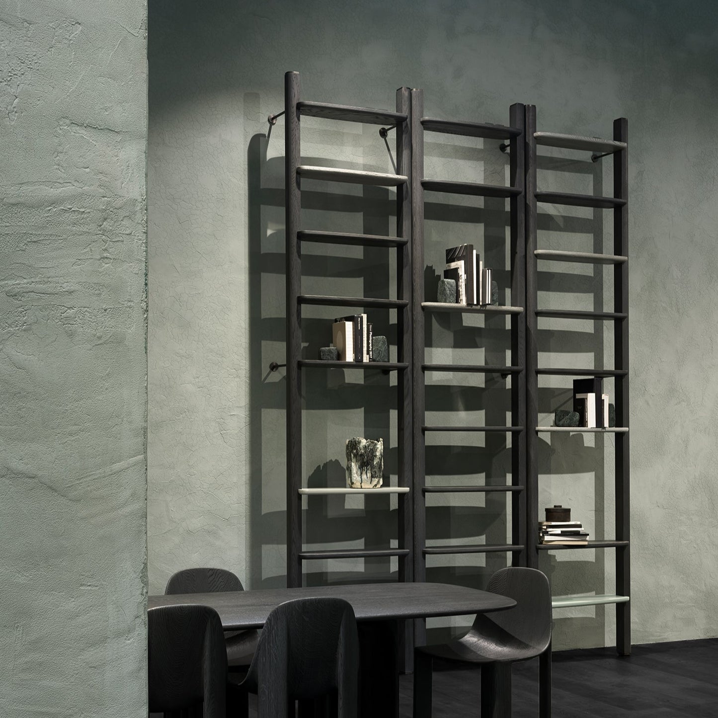 VAN ROSSUM | SCALAE BIBLIOTHÈQUE | $39,830.00 - $44,204.00