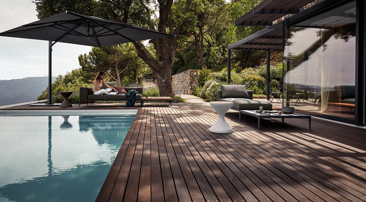 GLOSTER | HALO SQUARE CANTILEVER PARASOLE 118" | $13,120.00