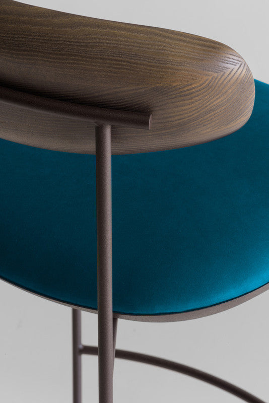POTOCCO | Keel Light Bar Stools