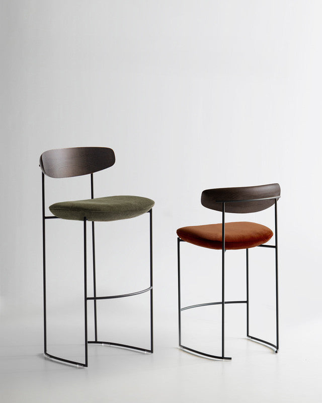 POTOCCO | Keel Bar Stools