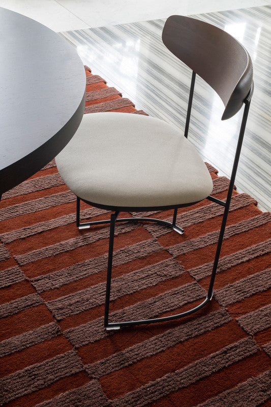 POTOCCO | Keel Light Dining Chair