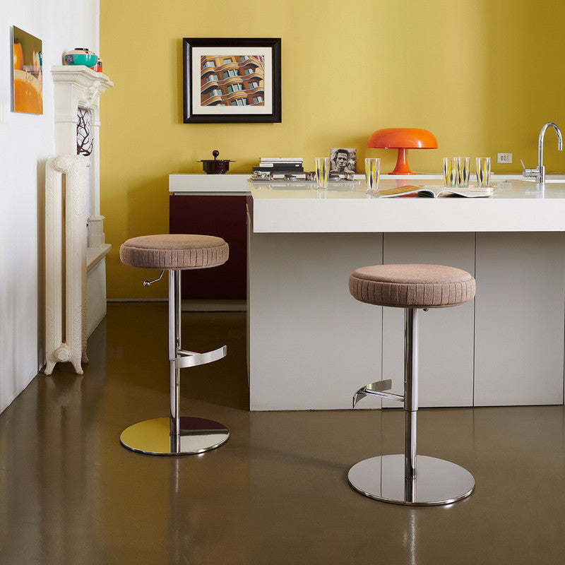 POTOCCO | Plisse Bar Stools