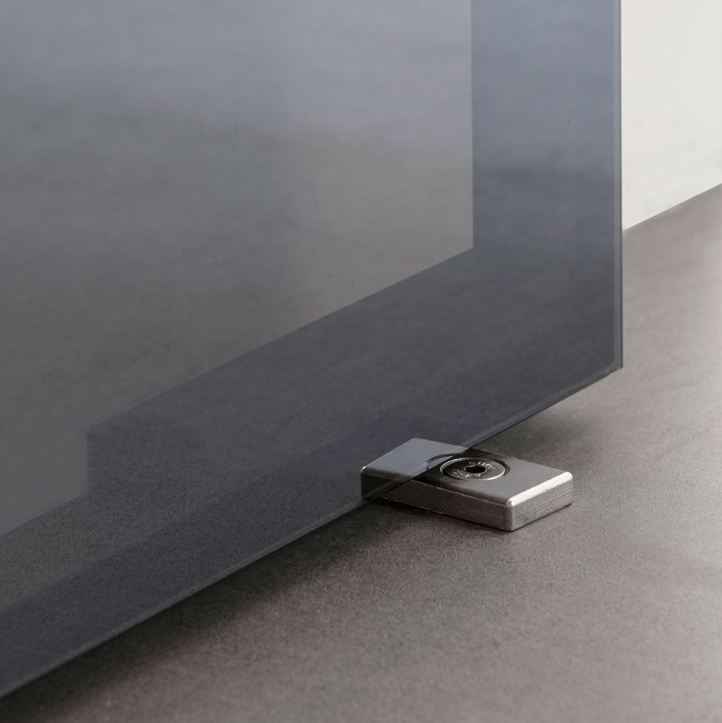 COMO PIVOT | DOOR BY VIVA PORTE