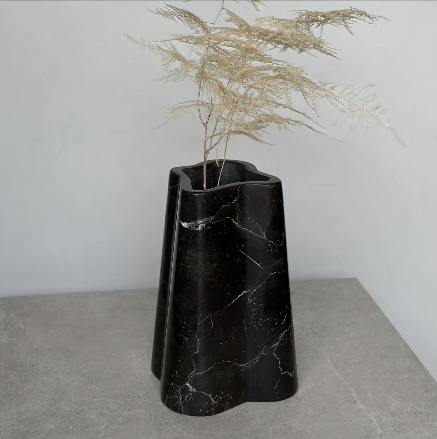PIETRA CASA - TRUNK VASE XXLARGE - SHADOW BLACK - $1,915.59