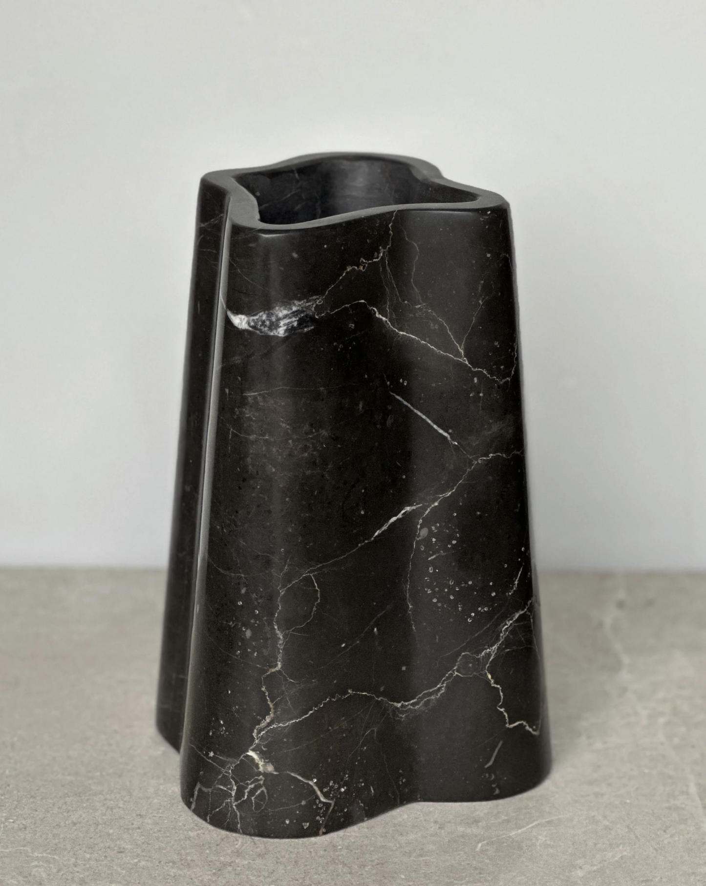 BRANDT COLLECTIVE - TRUNK VASE XXLARGE - SHADOW BLACK - $1298.00