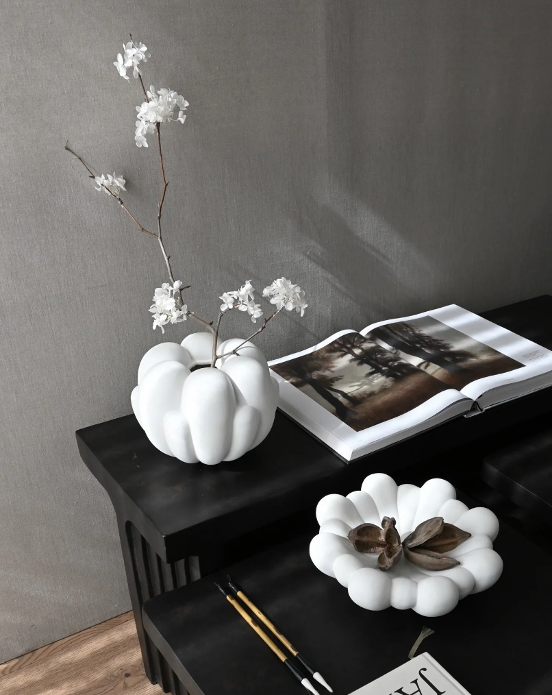 101 COPENHAGEN I BLOOM VASE, PETIT I $145.00