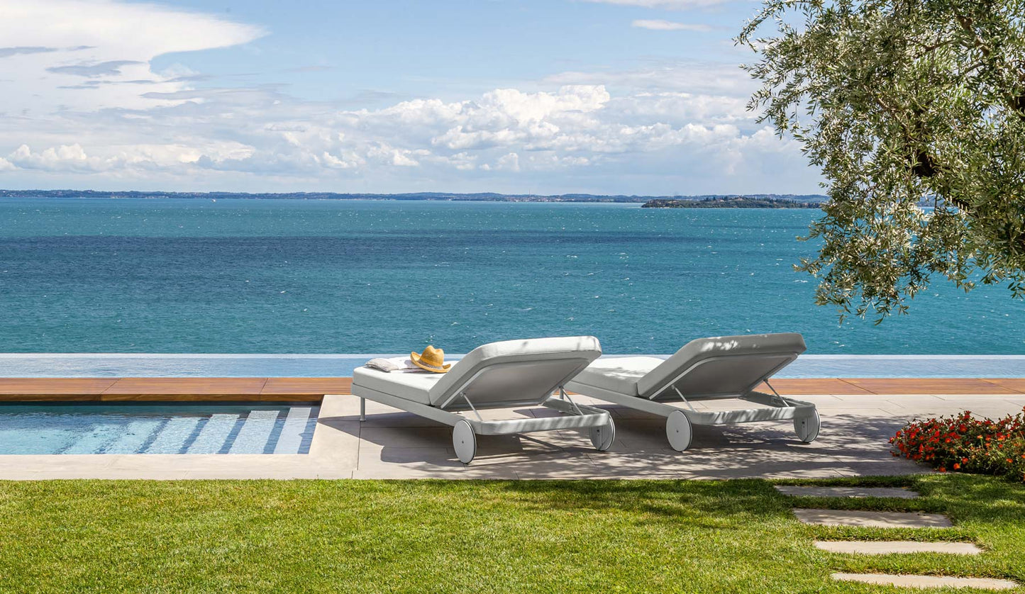 TALENTI | SLAM SUNBED - $4,179.84