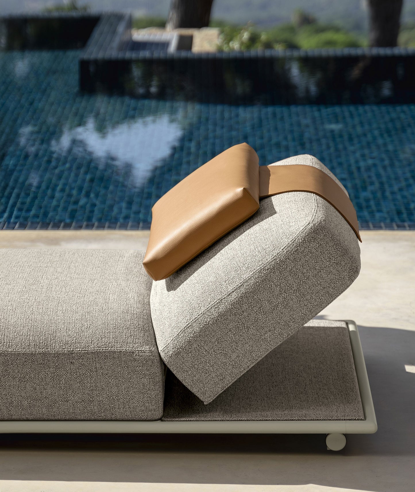 TALENTI | TRESSE SUNBED - $8,126.61 - $15,812.83