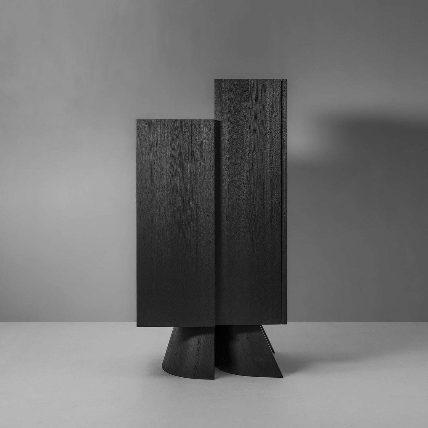 VAN ROSSUM | GOT CABINET | $24,868.00 - $55,112.00