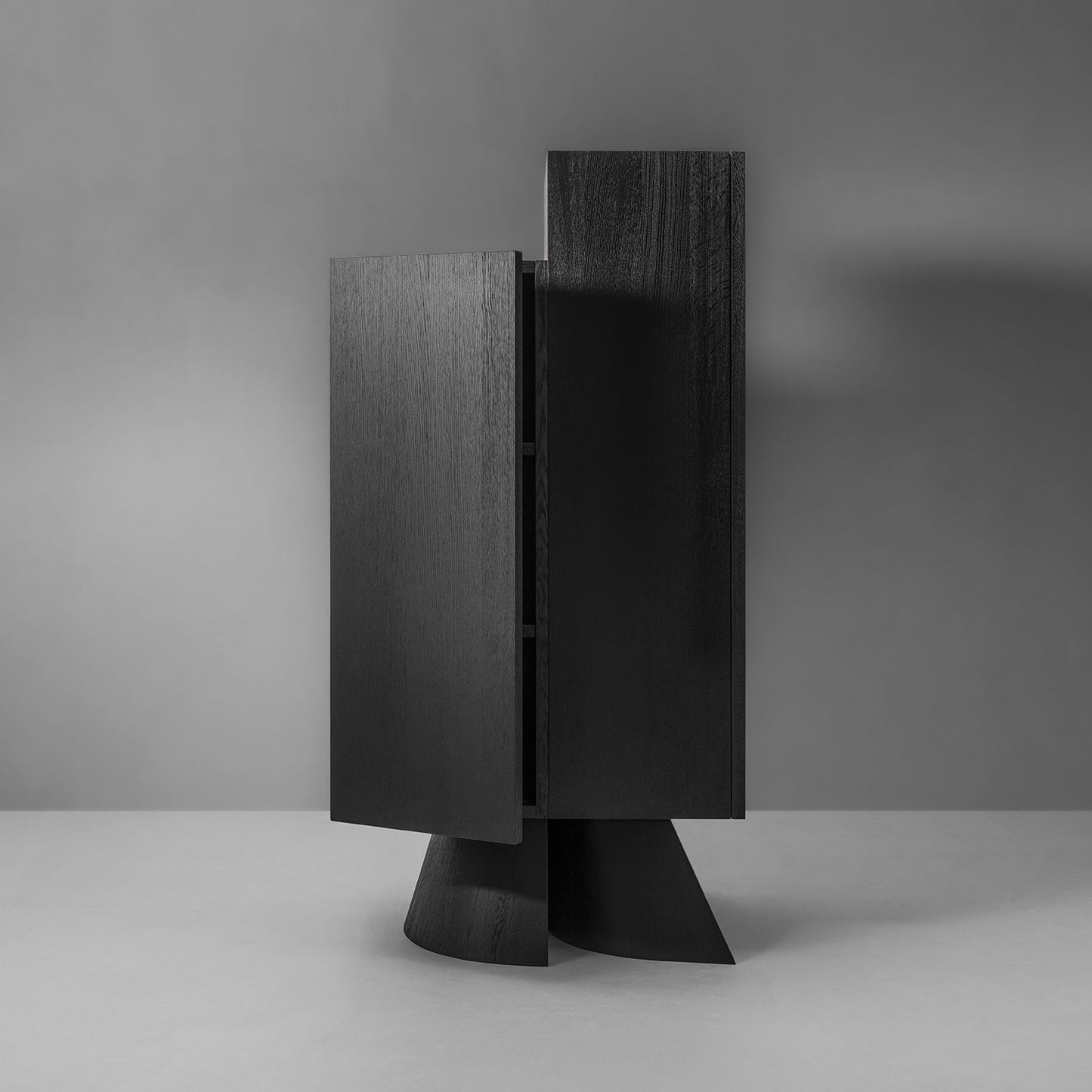 VAN ROSSUM | GOT CABINET | $24,868.00 - $55,112.00