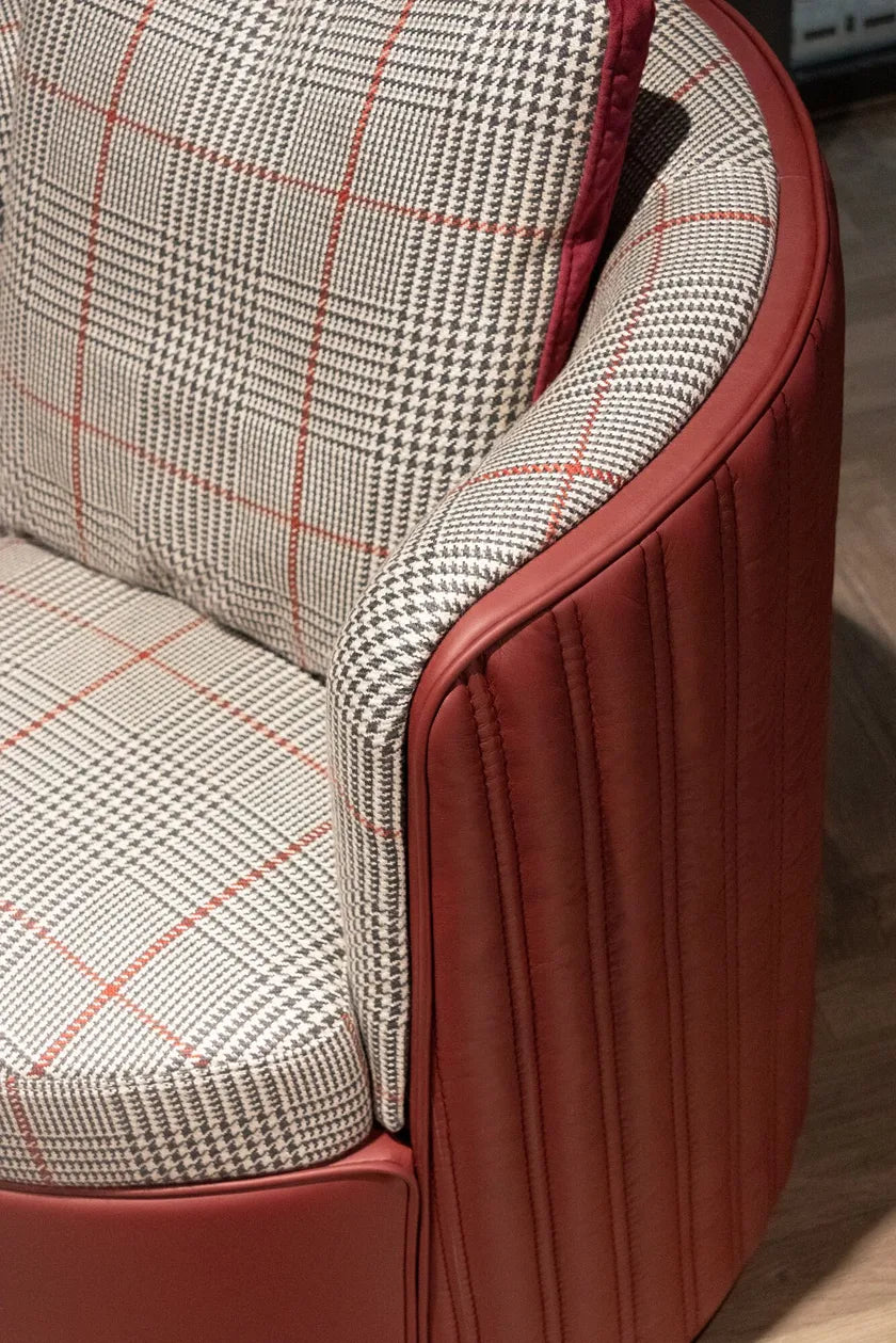 TLJ91 | FORMITALIA ARMCHAIR - $8,040.00