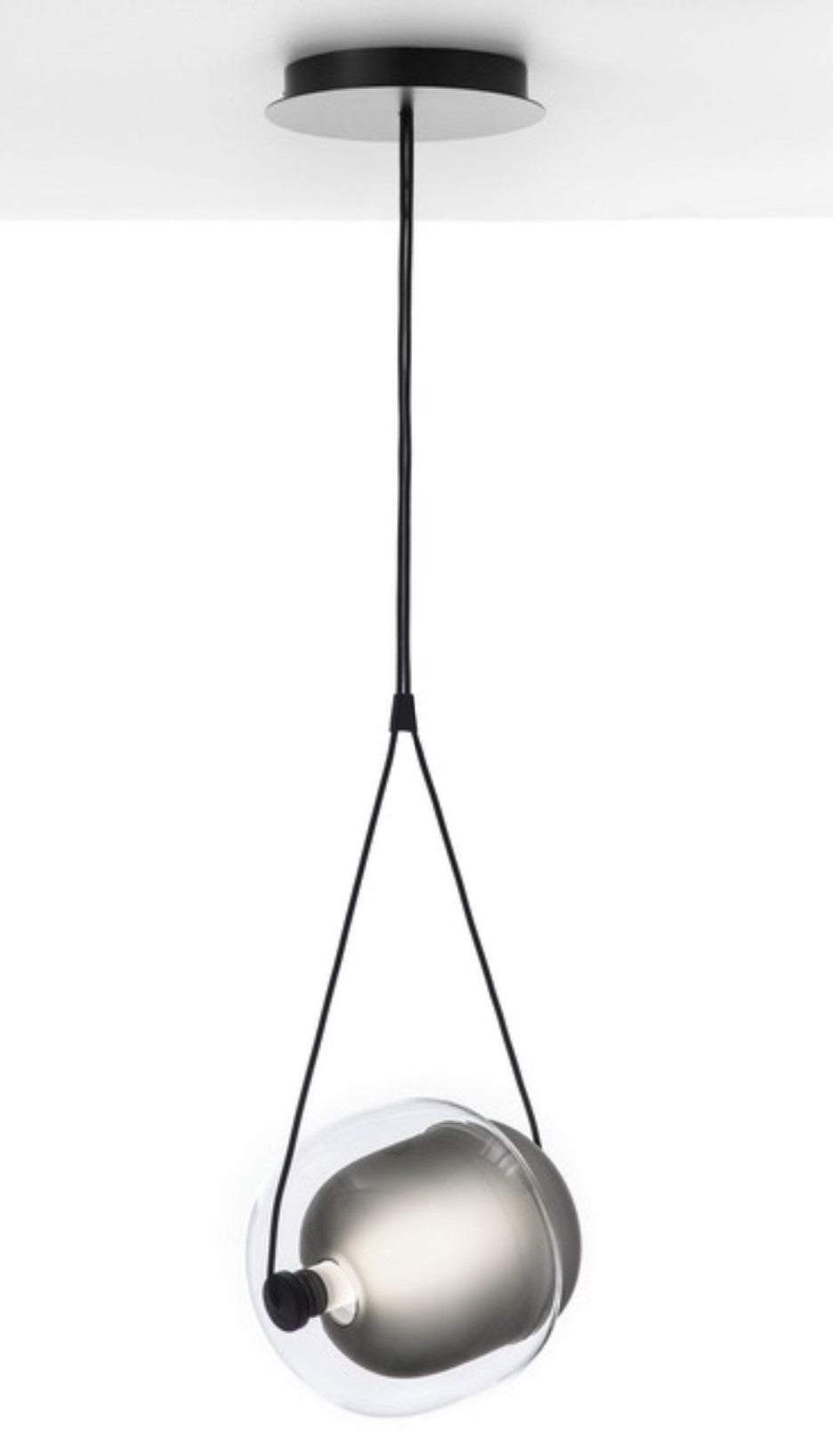 BROKIS | CAPSULA PENDANT | $4,651.00