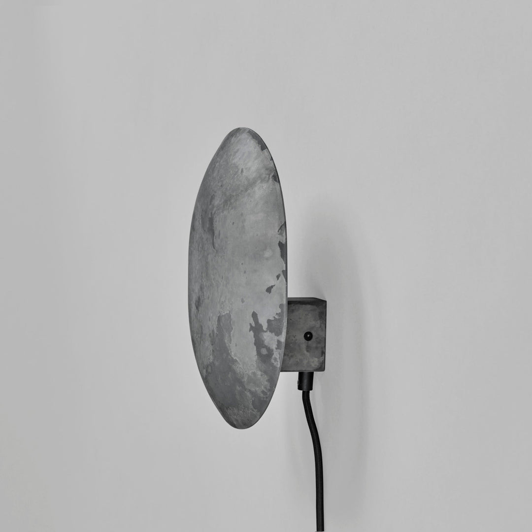 CLAM WALL LAMP I $295.00