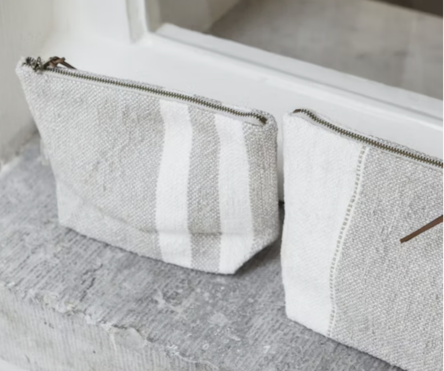 CHARLOTTE POUCH - Oyster Stripe $64.00