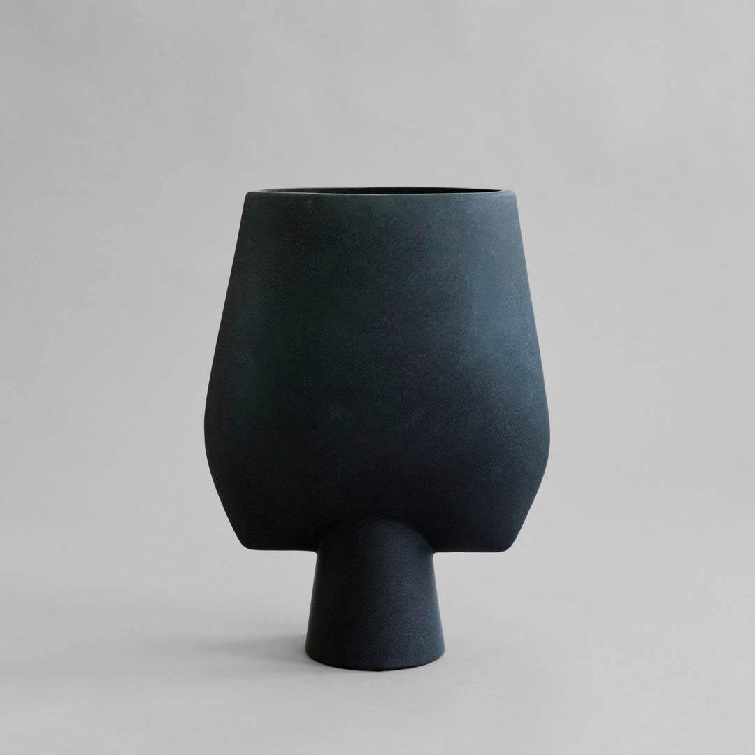 101 COPENHAGEN I SPHERE VASE SQAURE, BIG I - $250