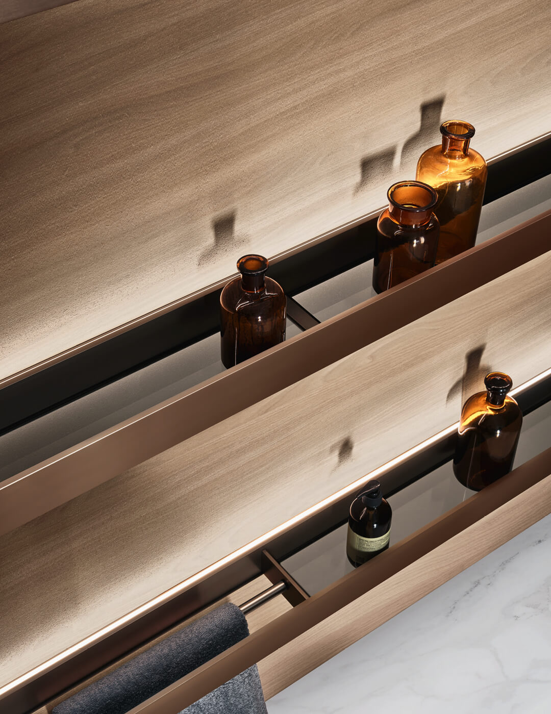 FJORD 19.03 l washbasin & mirror by NOORTH