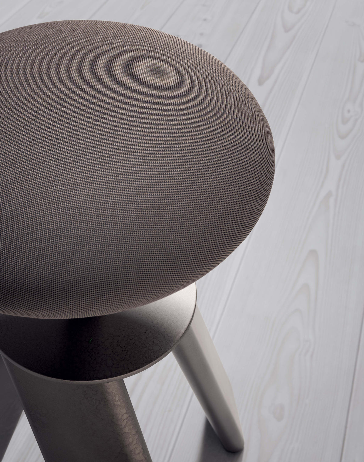 SQUID STOOL