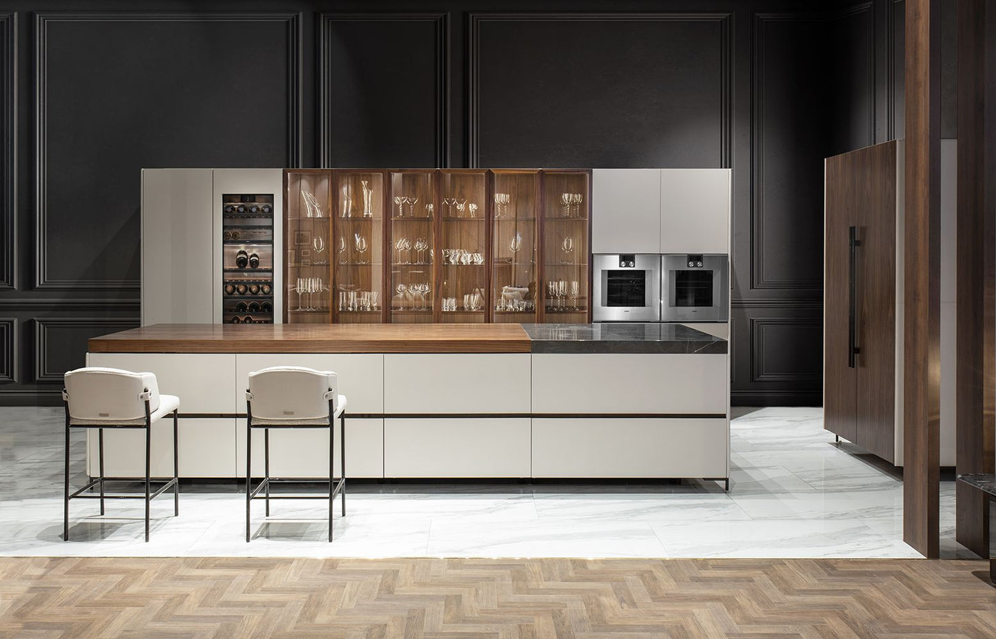 ASTON MARTIN KITCHEN - V888 | QUOTE UPON REQUEST