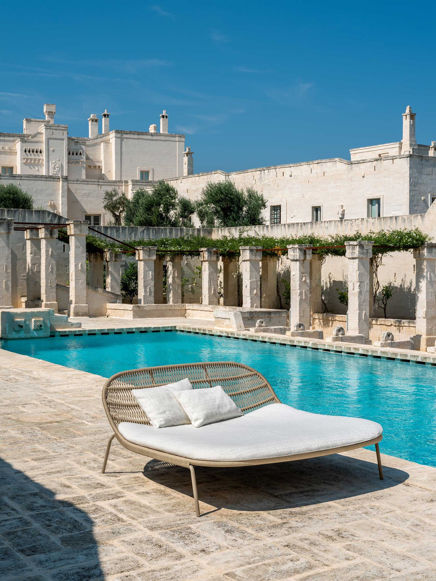 TALENTI | PANAMA  DAYBED - $9,535.00- $9,745.45