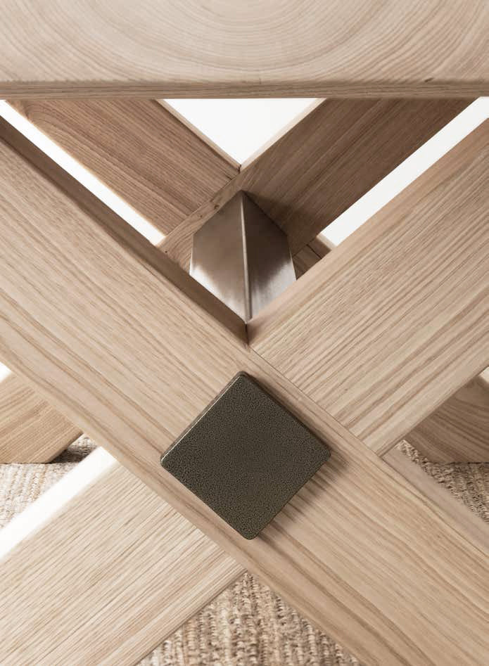 MIRAGGIO I Dining table by Dom Edizioni