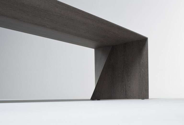 IPERBOLE | Dining table by Emmemboli