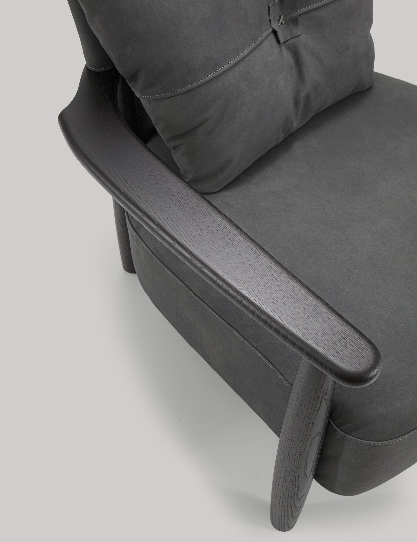 LISA I Lounge Chair by Borzalino