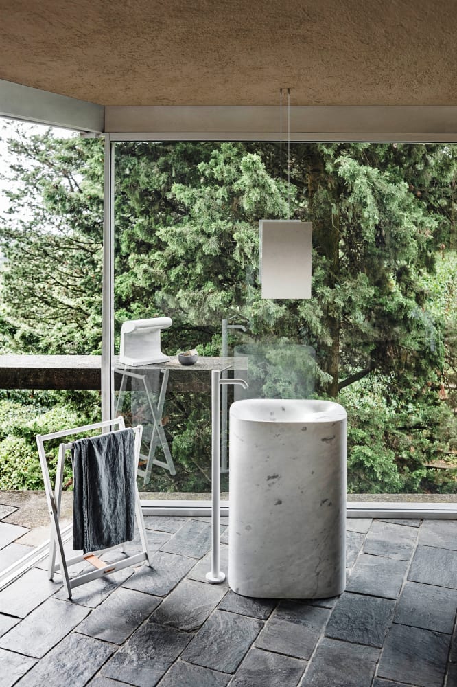 AGAPE | NIVIS COLUMN WASHBASIN | $27,662.00 - $33,194.70 - $