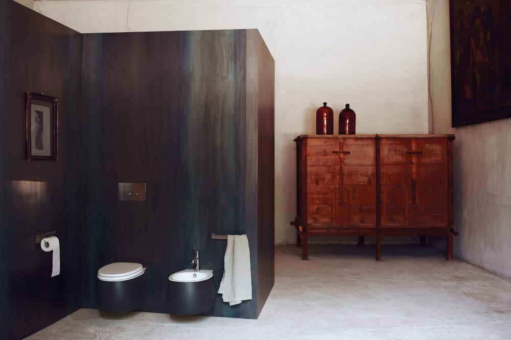 PEAR 2 I Toilet by Agape design $1,540.00