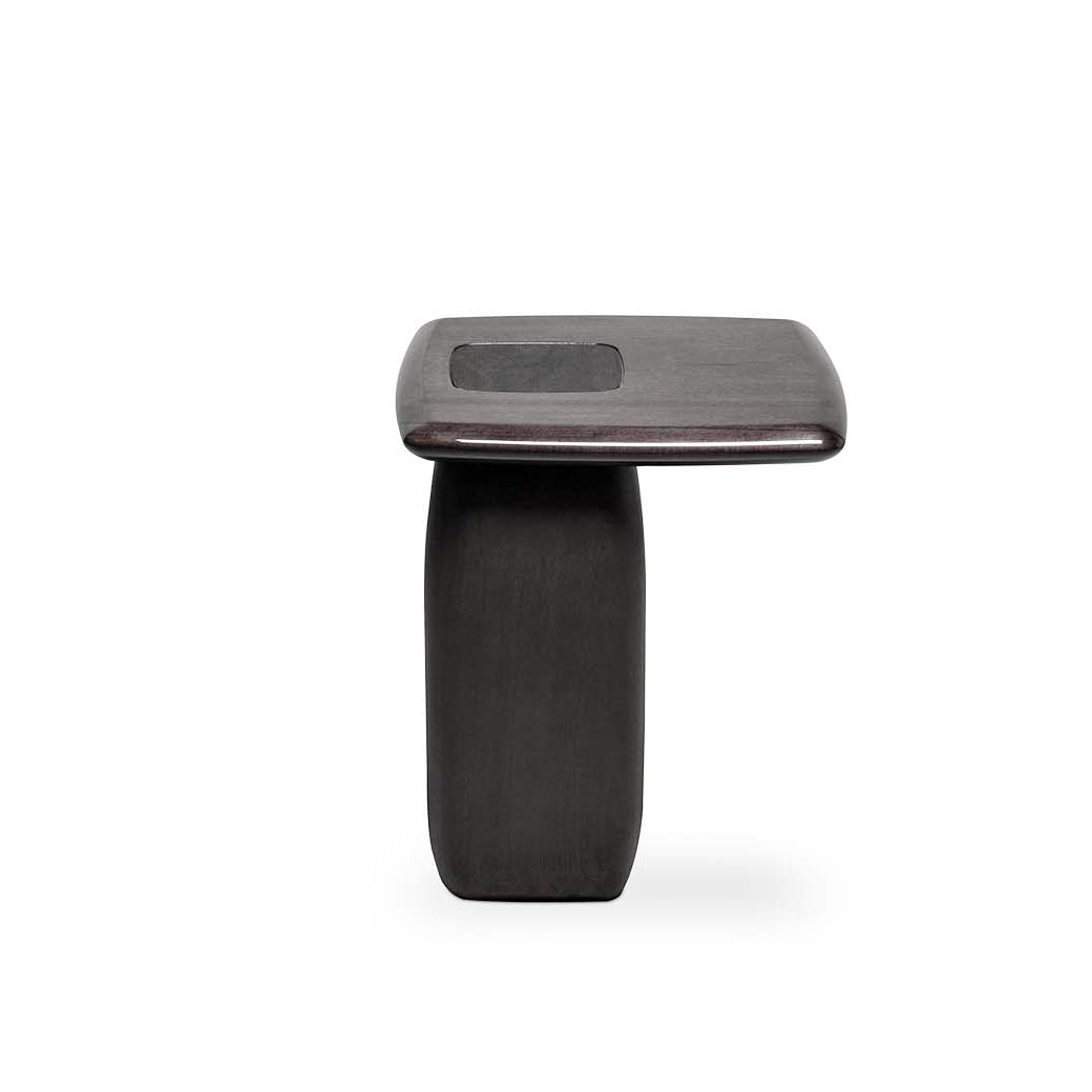 BOSSA | Side table by Duistt