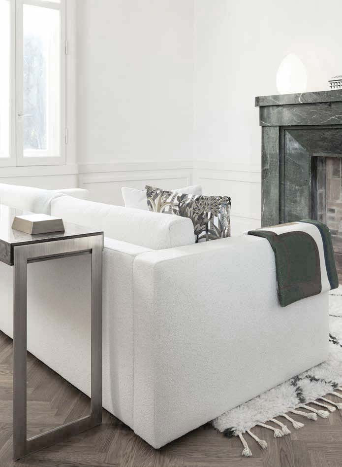 DOM EDIZIONI DANIEL SOFA $26,570.00
