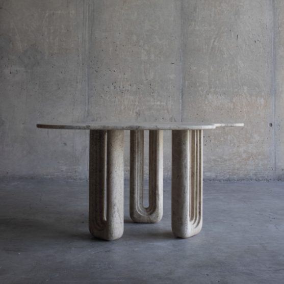 AYRES | AMAZONAS TABLE